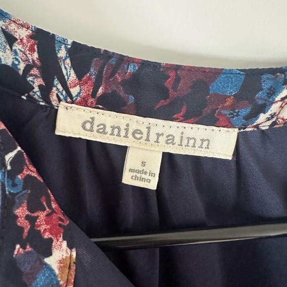 Daniel Rainn - Picture 2 of 3